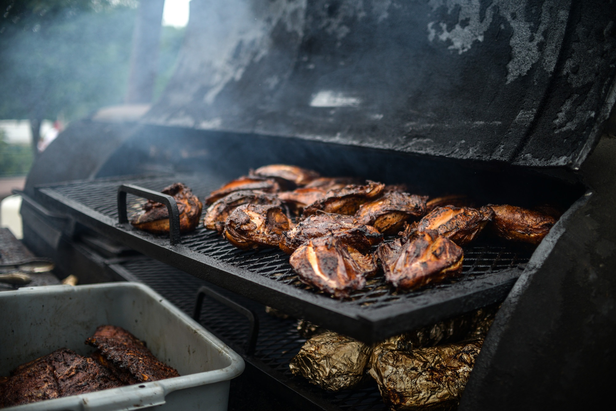 How to Use a Smoker Grill: A Guide for Meat Lovers