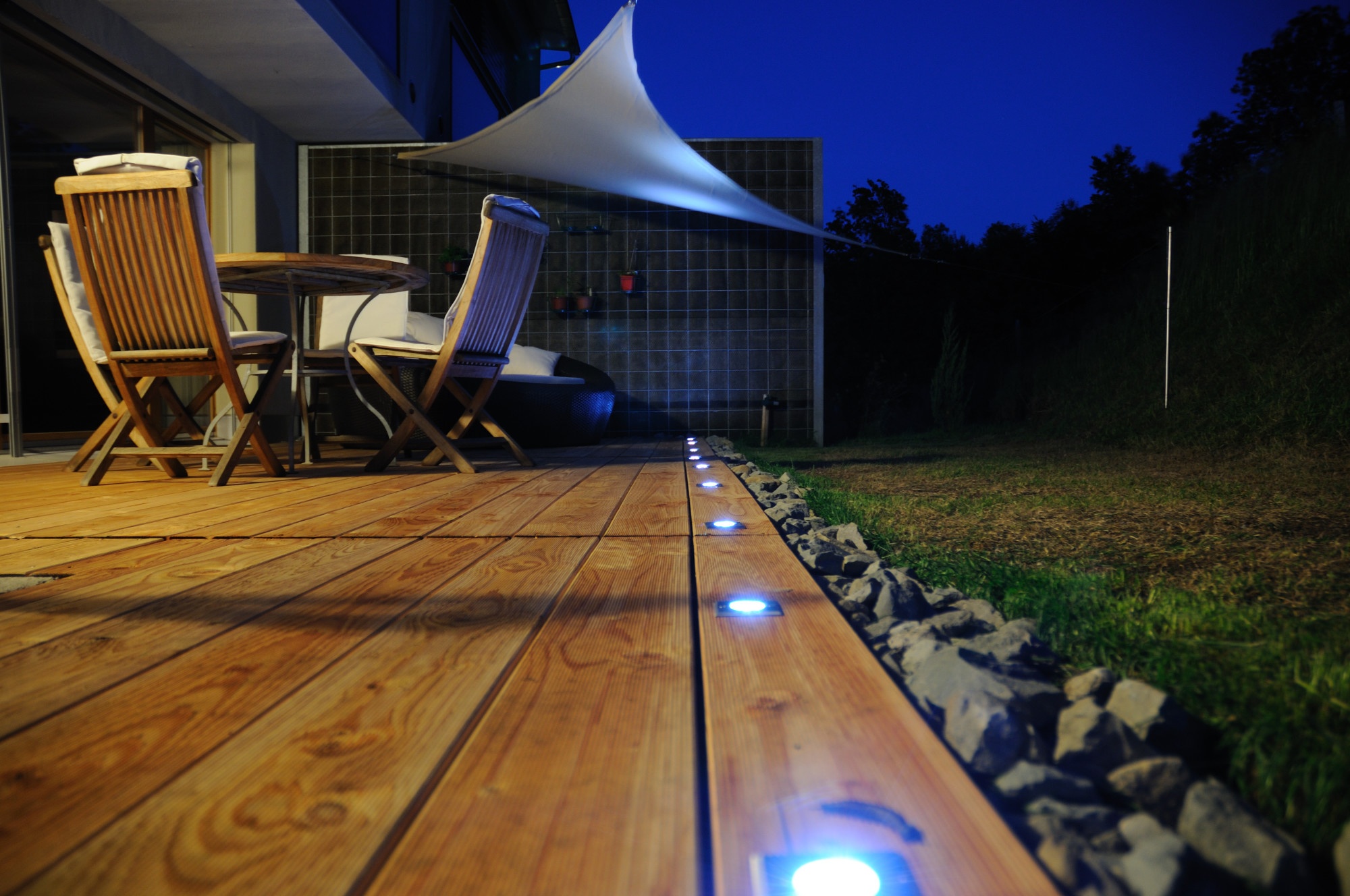 5 Reasons Why You Need Outdoor Recessed Lighting