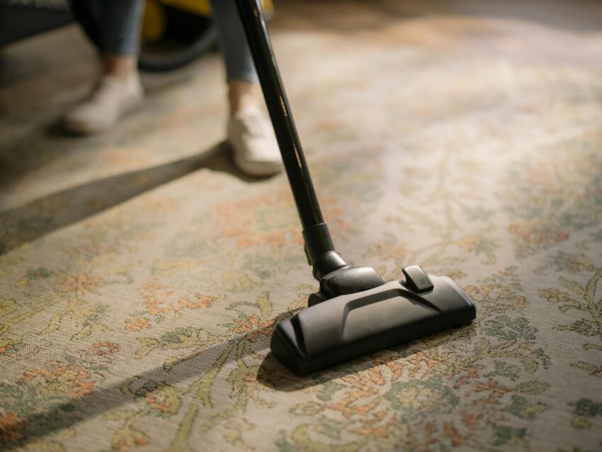 5 Ways to Clean Carpets Naturally
