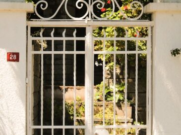 Choosing the Perfect Garden Gate Your Complete Selection Guide