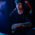 Why Aviator’s Real-Time Format Feels Different From Traditional Online Casino Games